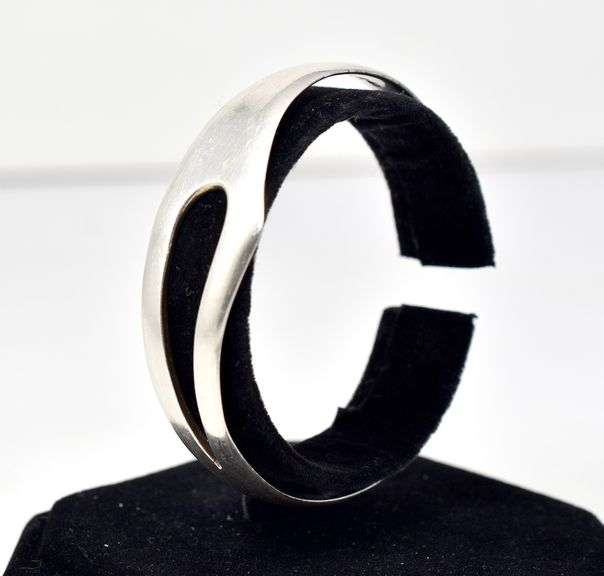 Cuff Bracelet in Sterling Silver