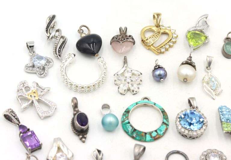 Group lot of Vintage 925 sterling silver pendants