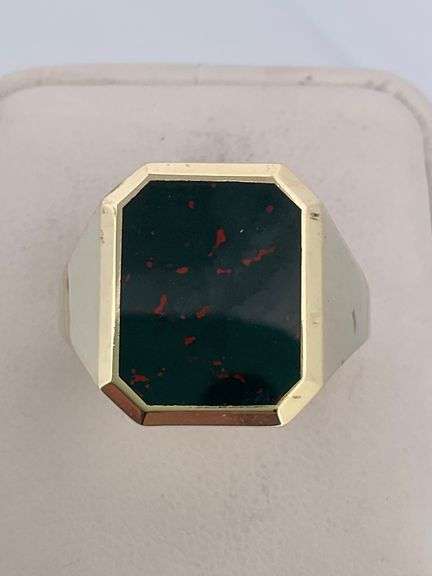 MEN'S 14K YELLOW GOLD RING WITH BLACK BLOODSTONE