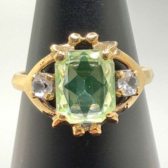 10kt Yellow Gold Green and Clear Topaz Cocktail Ring