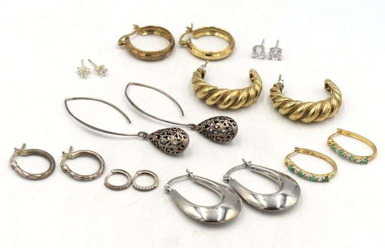 Group lot of Vintage 925 sterling silver earrings