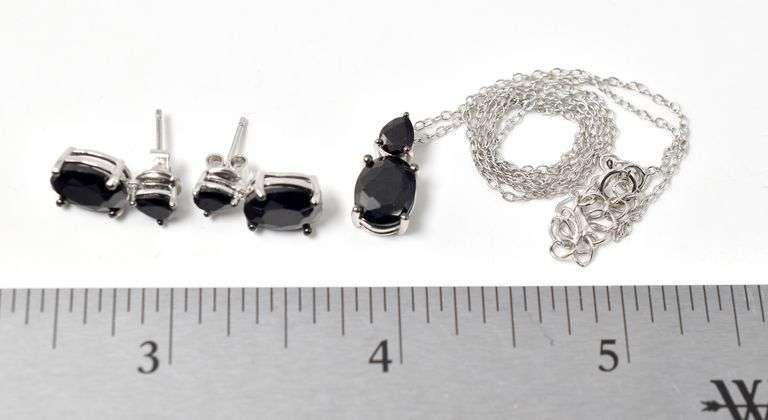 Stone Necklace and Earring Set in Sterling Silver 4.9grams 18inch