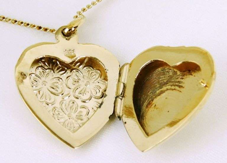 Vintage Danecraft Sterling Vermeil Heart Locket
