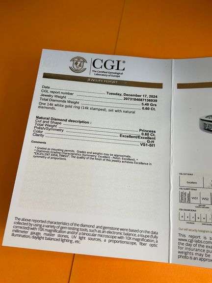 MEN'S CERTIFIED BRAND NEW 14K WHITE GOLD DIAMOND BAND