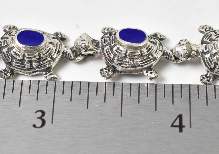 Turtle Link Bracelet with Blue Stones in Sterling Silver 20.3grams