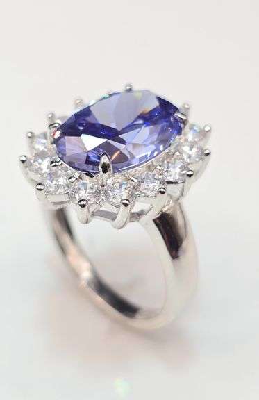 Dazzling 18 Kt White Gold Plate Huge 6.75 Ct VVs1 Lab Simulated Violet Blue Tanzanite Ring