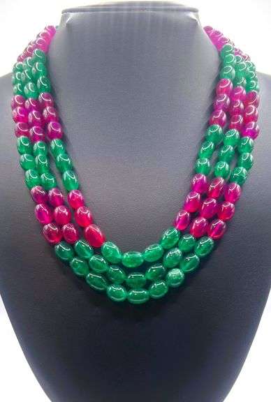 Beautiful 605.5 Cttw Mined From The Earth 3 Strand Natural Ruby and Emerald Necklace.
