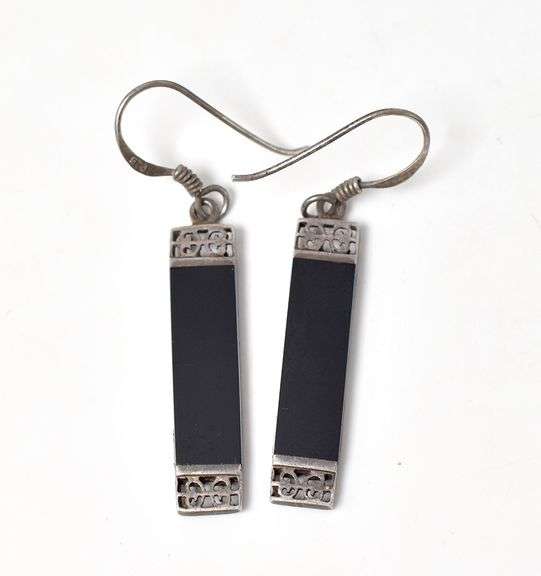 Rectangle Onyx Dangle Earrings in Sterling Silver 4.4grams