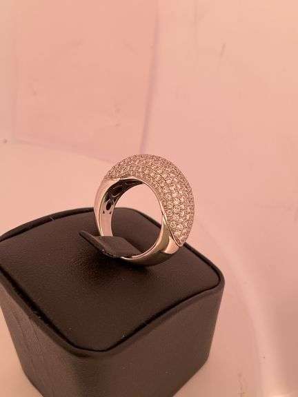 CERTIFIED BRAND NEW 18K WHITE GOLD DIAMOND RING