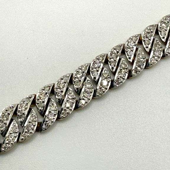 10k Gold Curb Chain Bracelet with Diamonds
