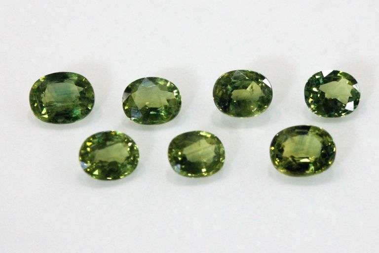 Soft Green Sapphire - Lot of 7