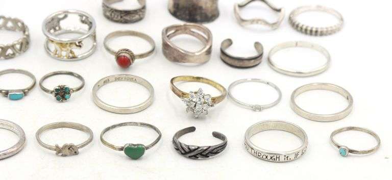 Group lot of Vintage 925 sterling silver rings