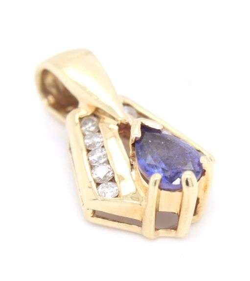Lovely 14K YG Tanzanite & Diamond Pendant