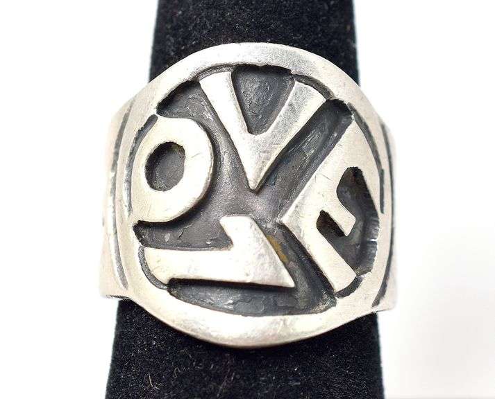 Peace Love Ring in Sterling Silver 12.4grams Size 7