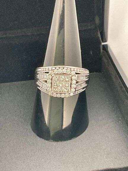 CERTIFIED BRAND NEW 14K WHITE GOLD DIAMOND RING