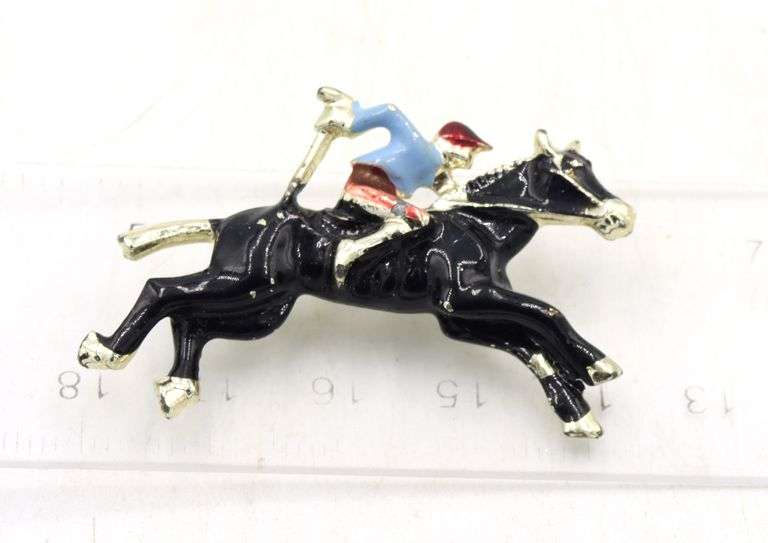 Group lot of 2 Custom brooches