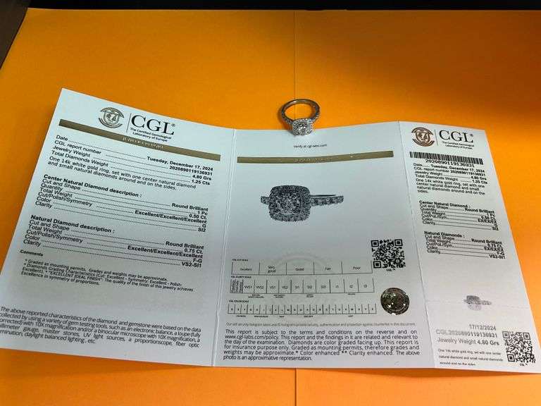 CERTIFIED BRAND NEW 14K WHITE GOLD DIAMOND ENGAGEMENT RING