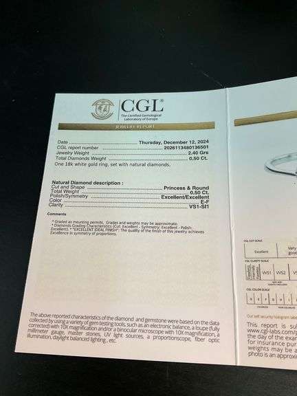 CERTIFIED 18K WHITE GOLD DIAMOND RING