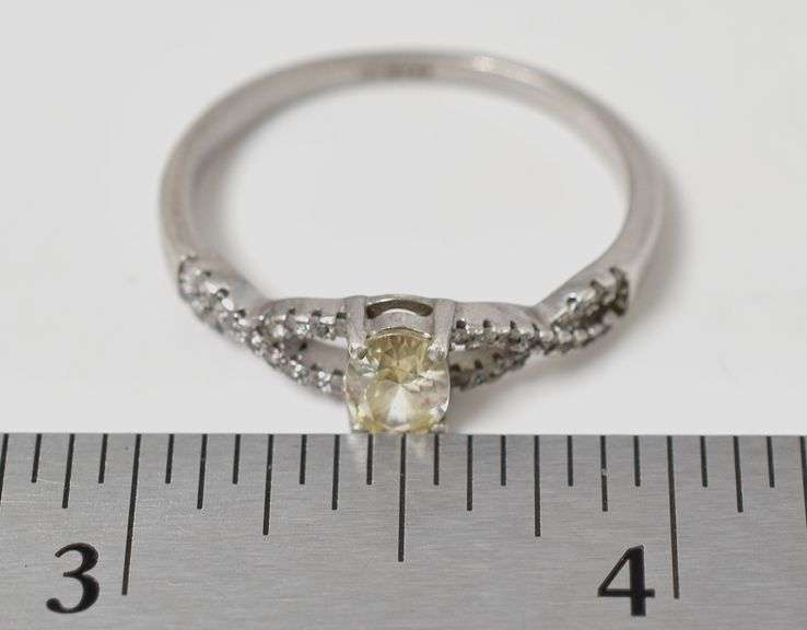 CZ Ring with Small Accent Stones in Sterling Silver 3grams Size 10 3/4