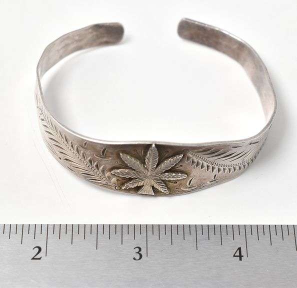 Hemp Leaf Cuff Bracelet in Sterling Silver 26.3grams