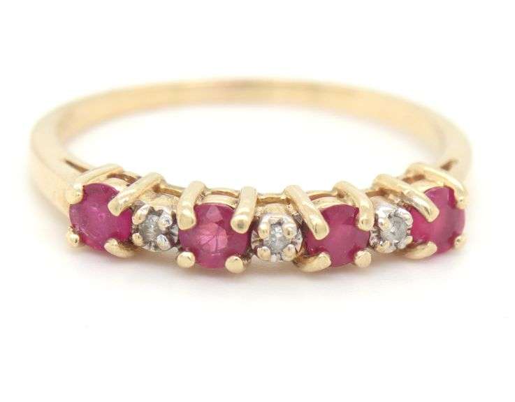 14kt Yellow gold Ruby and diamond band