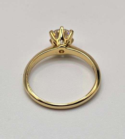 14 Kt Yellow Gold Plate Sparkling 1 Ct Vvs1 Simulated White Diamond Solitaire Ring