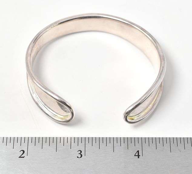 Solid Tapered Band Cuff Bracelet in Sterling Silver 39.9grams