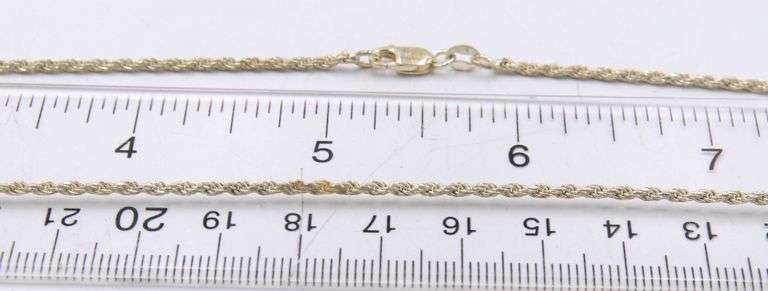 Group Lot of Vintage 925 Sterling Silver Necklaces