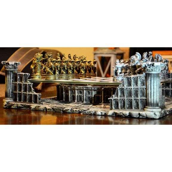 Roman Gladiators Coliseum Chess Set