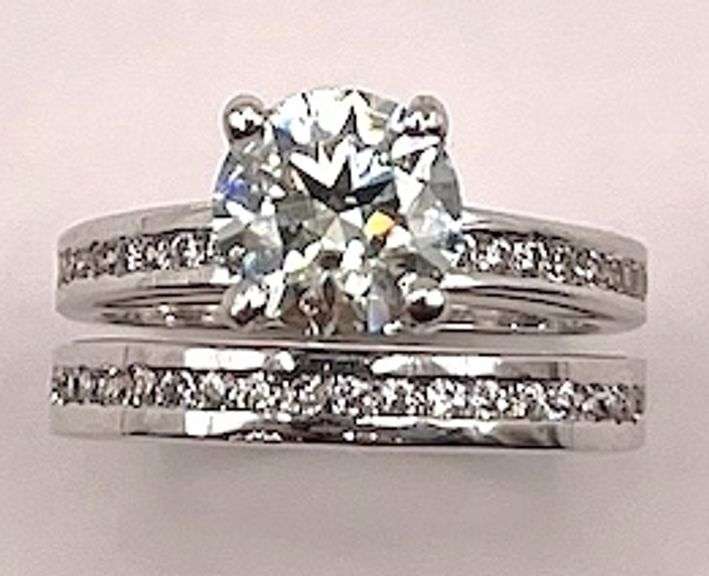 14 Kt White Gold Plate Beautiful 2 Band VVS1 3.7 Ct Lab Simulated Diamond Ring