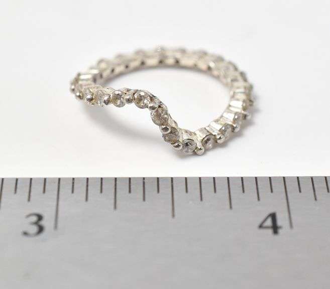 Dainty Band ring with Clear Gems with twist Design in Sterling Silver 2grams Size 6 1/4
