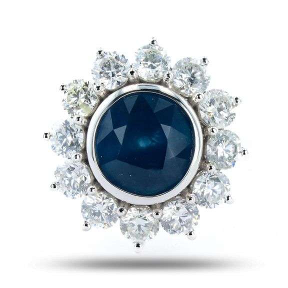 PLATINUM BLUE SAPPHIRE AND DIAMOND RING 8.06 C.T.W.