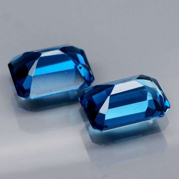 Glittering eye clean 3.51ct pair of London blue Topaz