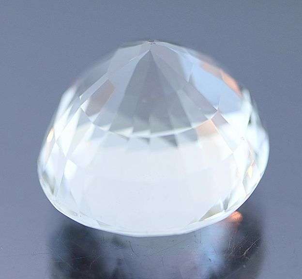 Captivating UNTREATED 14.20ct champagne Topaz