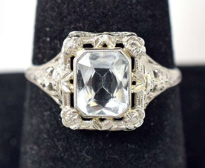 Vintage Aquamarine Gemstone Ring in 14K White Gold