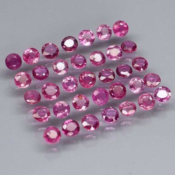 Captivating 3.77ct violet red Ruby set -Heated only!!!