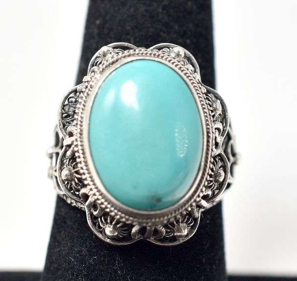 Beautiful Blue-Green Stone Ring with Floral detailing in Sterling Silver 8.2grams Size 6 3/4