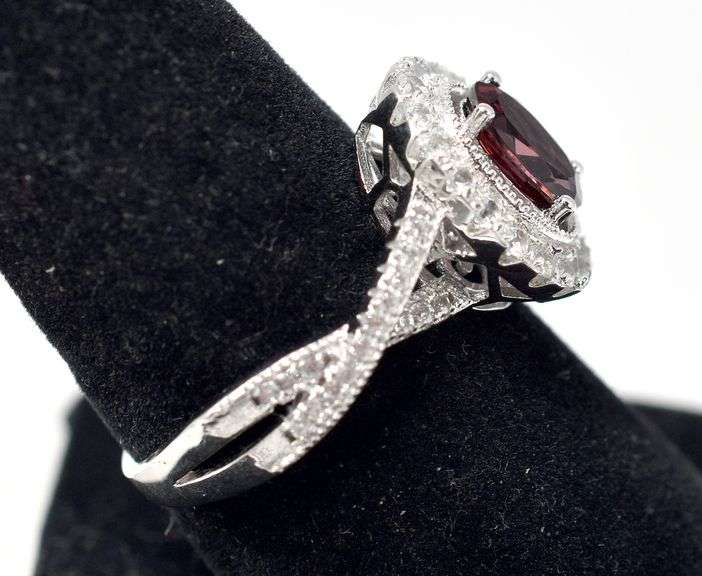 Gorgeous Red Gem Ring with Clear Accent Stones in Sterling Silver 4.8grams Size 8 3/4