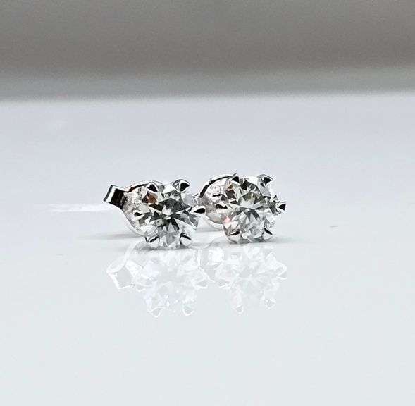 14 Kt White Gold Plated  2.5 Ct VVs1 Ice Blue Fire Moissanite Earrings