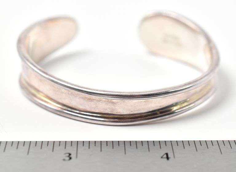 Solid Tapered Band Cuff Bracelet in Sterling Silver 39.9grams