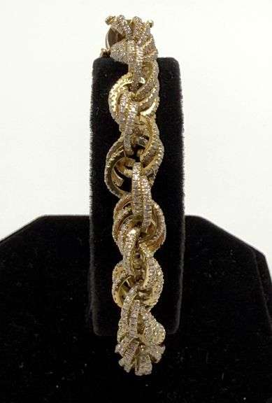 10k Spiral Chain Bracelet with Diamonds