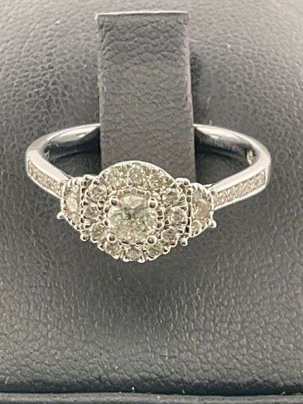 CERTIFIED 14K WHITE GOLD DIAMOND RING