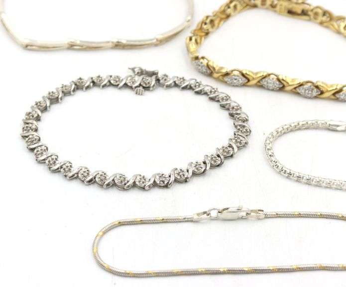 Group lot of 8 Vintage 925 sterling silver bracelets