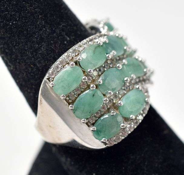 Wide Band Green Stone Ring in Sterling Silver 8.6grams Size 8 3/4