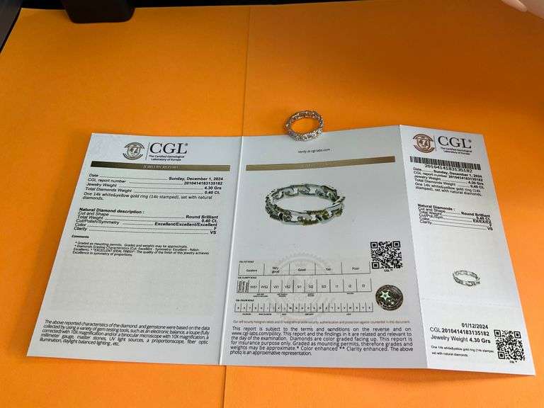 CERTIFIED BRAND NEW 14K WHITE AND YELLOW GOLD DIAMOND BAND
