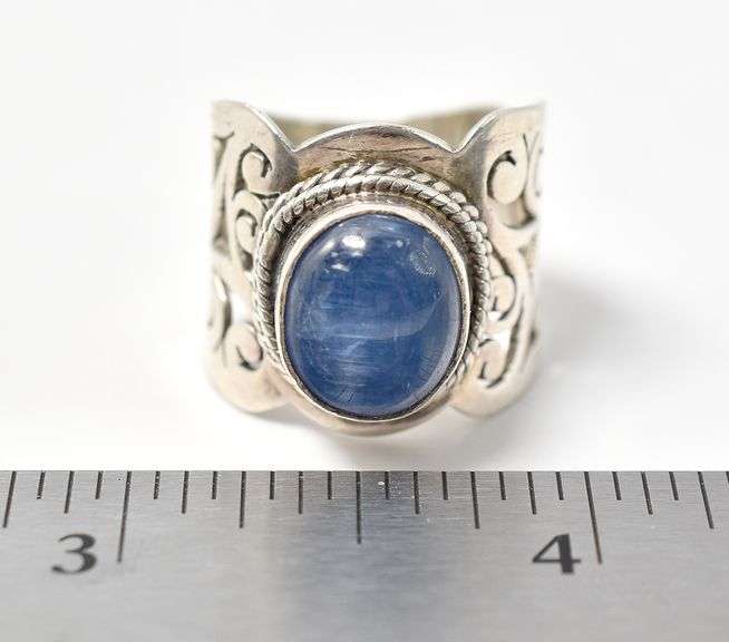 Thick Band Ring With Gorgeous Blue Stone in Sterling Silver 8.6grams Size 8