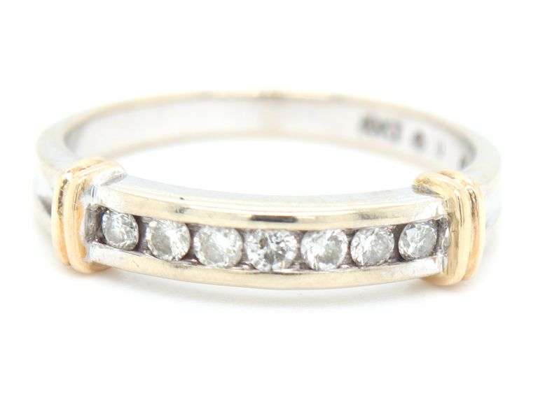 10kt White gold diamond band