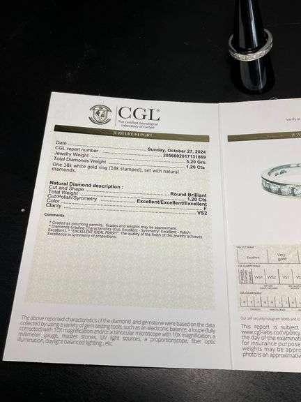 CERTIFIED BRAND NEW 14K WHITE GOLD DIAMOND BAND