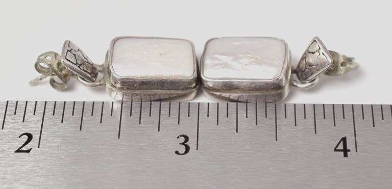 Mother of Pearl Dangle Earrings in Sterling Silver 7.4grams