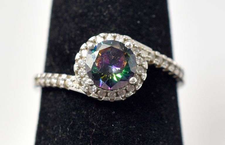 Multi-Colored Gemstone Ring in Sterling Silver 2.9grams Size 7 1/4